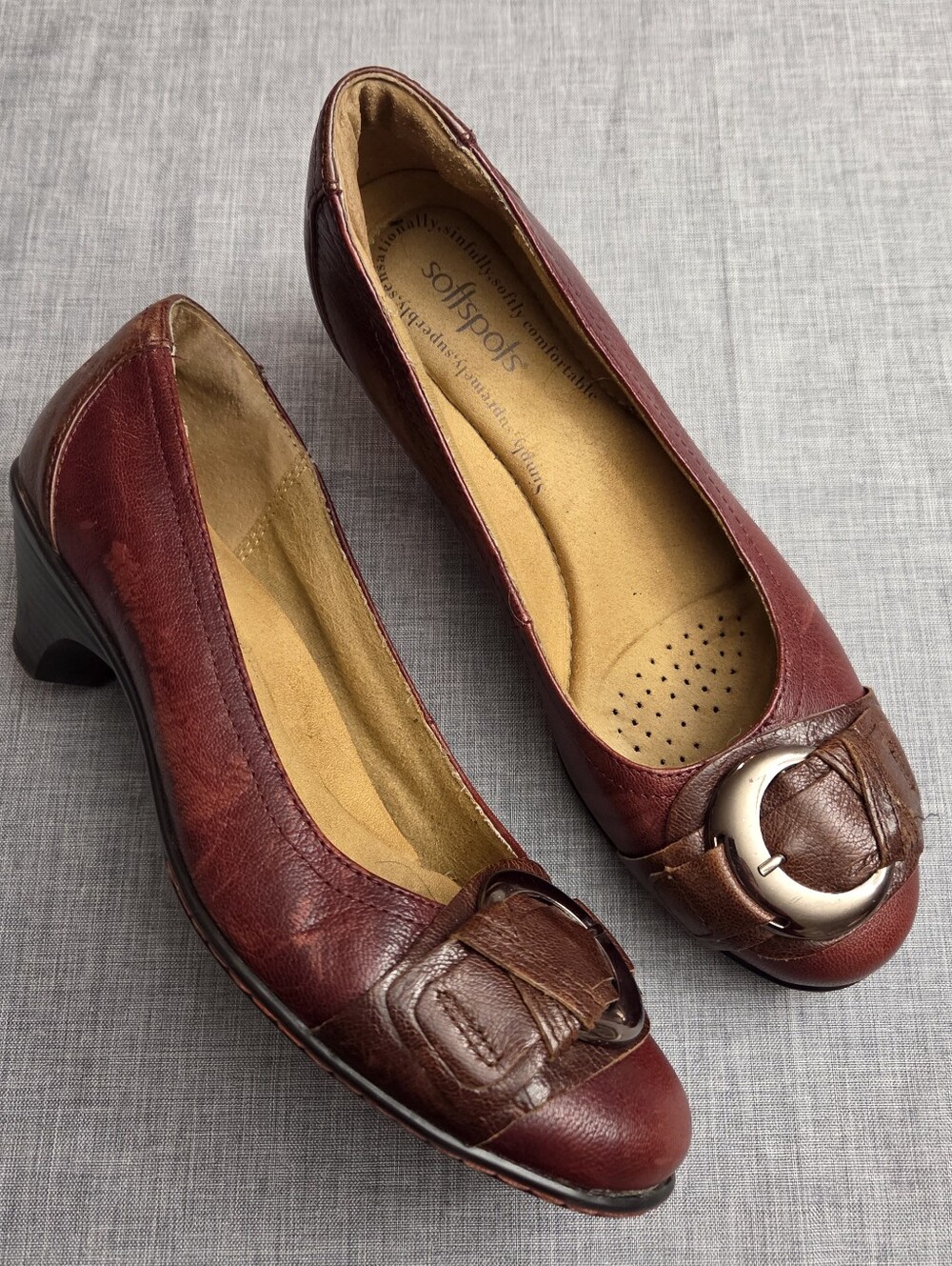 Softspots Size 9 Maroon Kitten Heel Buckle Detail Soft Foot Bed Comfy